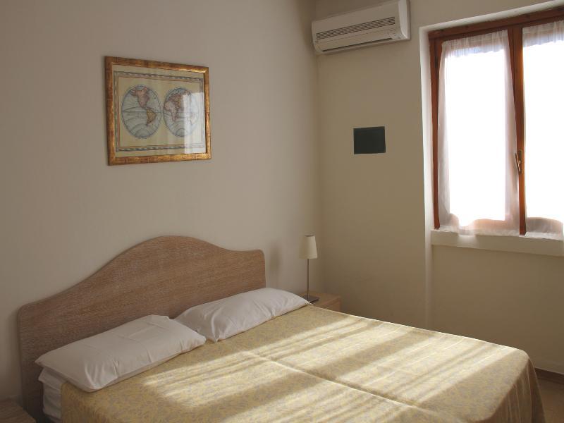 Residence Eucalipti Альгеро Экстерьер фото